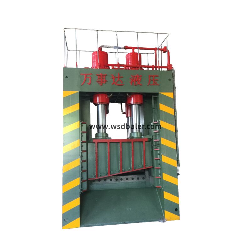 Reinforced Heavy-Duty Gantry Shear With 1800mm Balde Size For Structural Steel And Demolition Scrap